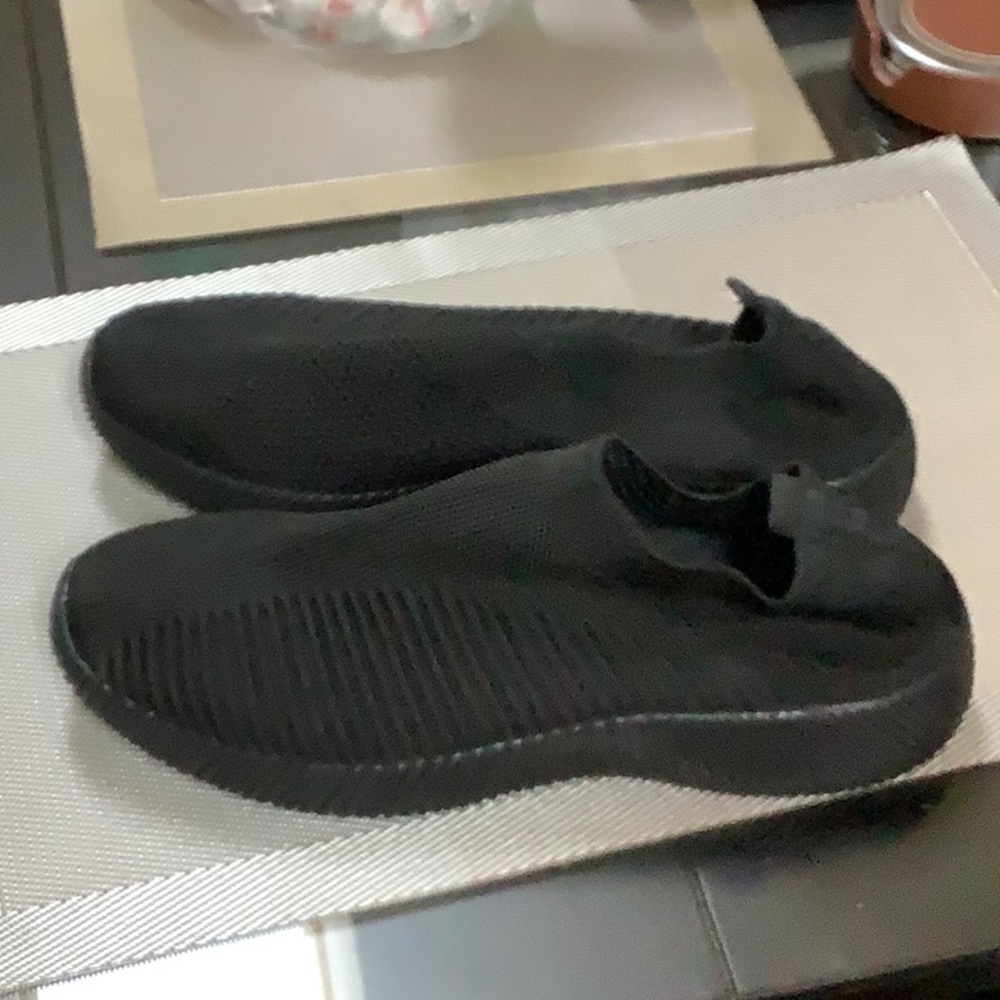 Knitted sneakers - size 42